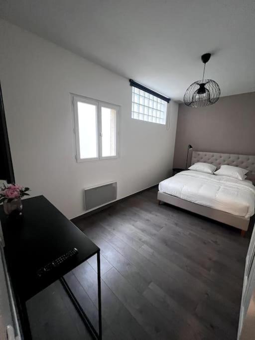 Stea Guesthouse Proche Paris 新城勒鲁瓦 外观 照片